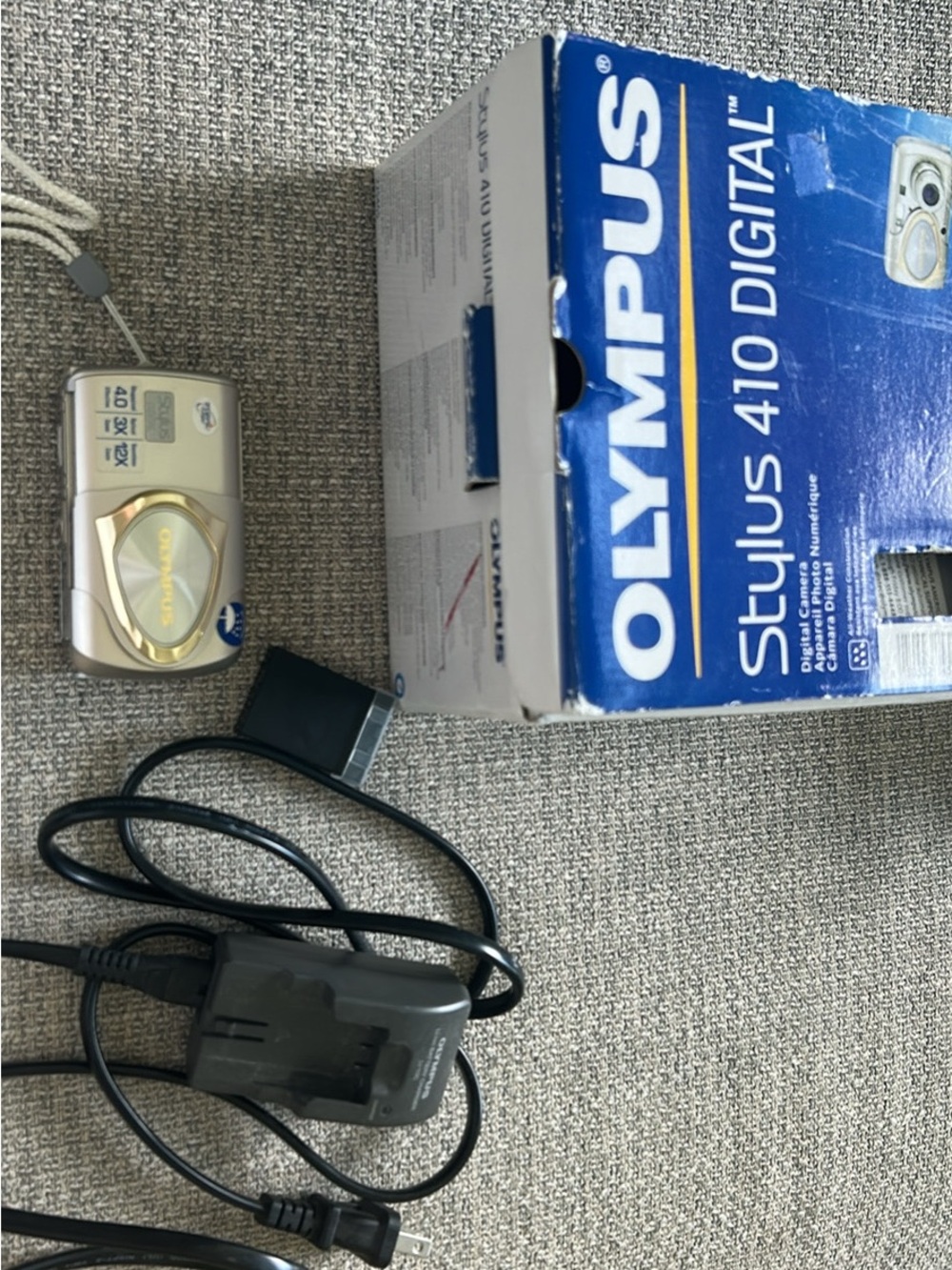 Olympus Compact Stylus 410 Digital Camera - Gold and Silver